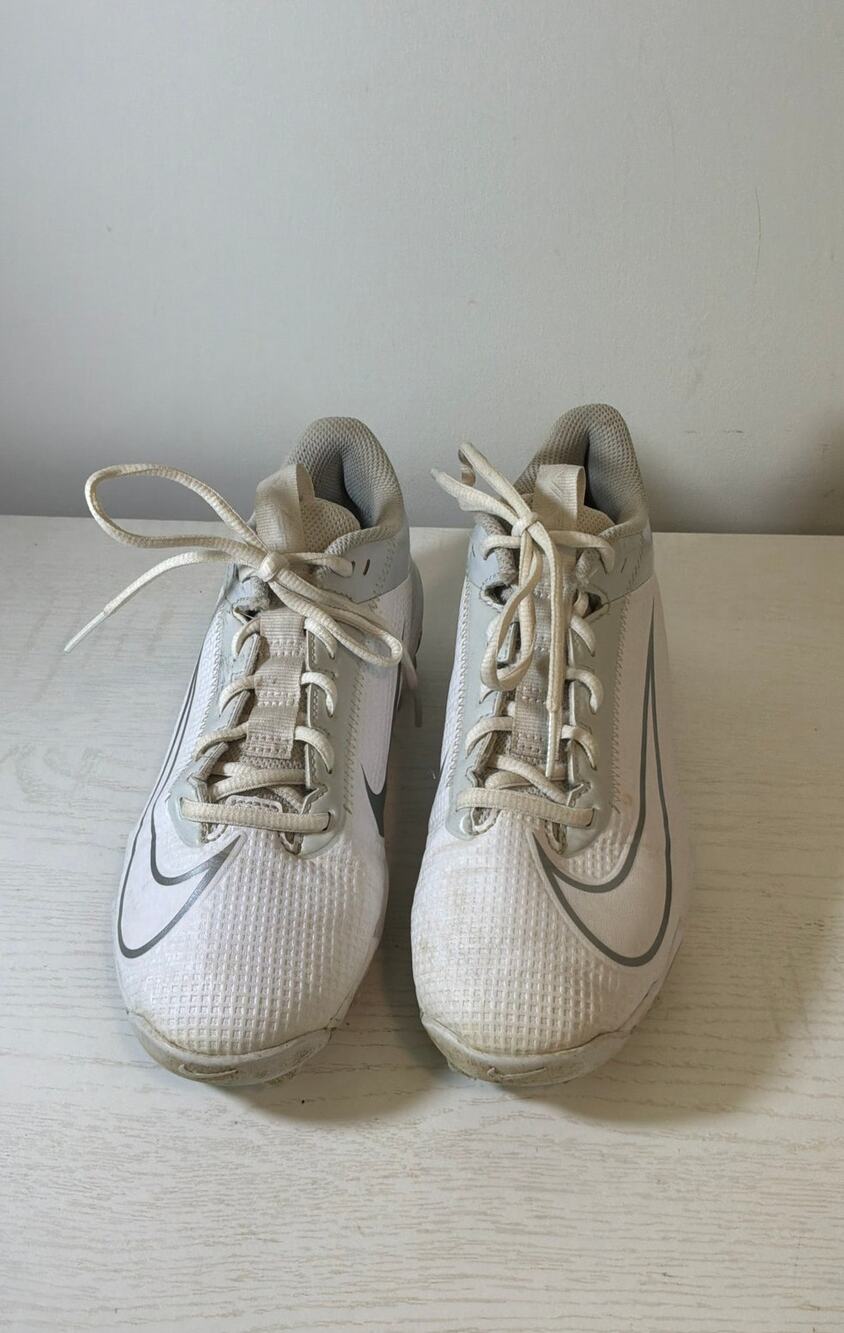 Nike Vapor Edge Shark 2 Football Cleats sz 5.5Y